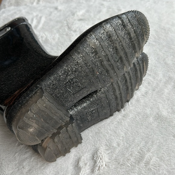 2 for $40💖 Women’s Size 41 Silver Grey Rubber Rain Boots (fits Size 9.5 to 10) - Picture 6 of 8